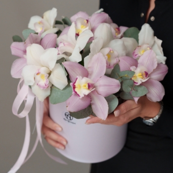 Уход за букетом с орхидеями 