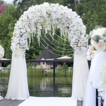 Свадебные арки: истоки традиции, значение, выбор