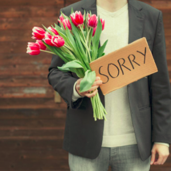 Как извиниться перед девушкой, если сильно обидел?