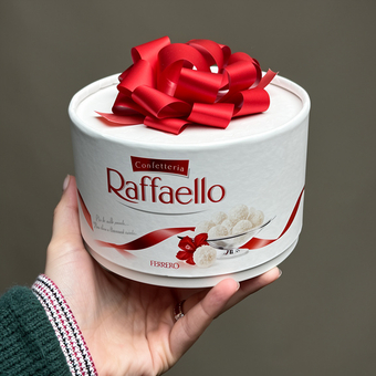 Конфеты подарочные Raffaello торт 100 гр.