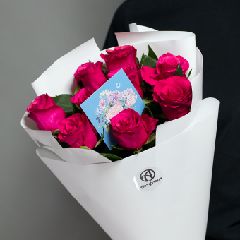 Набор размер S с розовым букетом-комплиментом в корейской упаковке