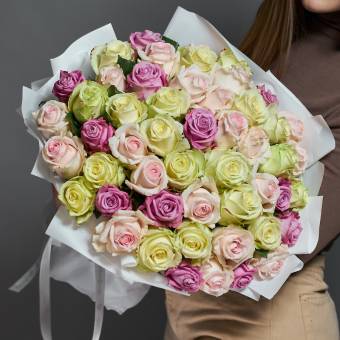 Букет из 51 розы нежный микс 45 см (Россия)