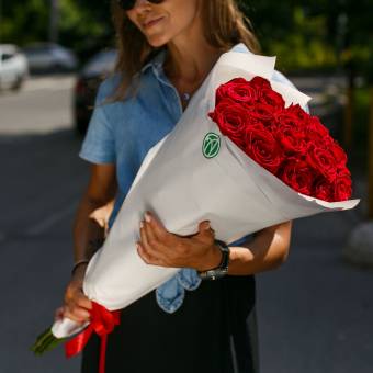 Букет из 15 красных роз 70 см (Эквадор)