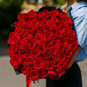 Букет из 51 красной розы 70 см (Эквадор)