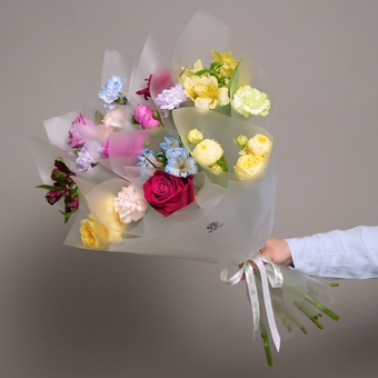 Дофаминовый букет в корейской упаковке