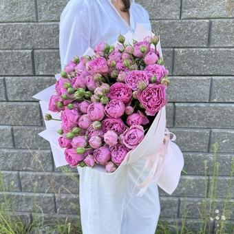 Flowwow Комплект (175) Букет из 15 розовых кустовых роз (L)