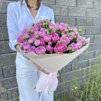Flowwow Комплект (175) Букет из 15 розовых кустовых роз (L)