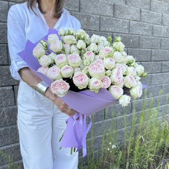 Flowwow Комплект (181) Букет из 15 нежно-розовых кустовых роз (L)