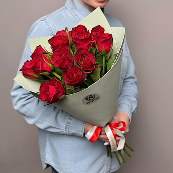 Букет из красных роз Кения в фоамиране