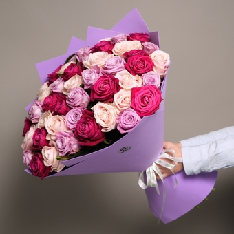 Букет из 45 роз малиновый микс 50 см (Россия) в фоамиране