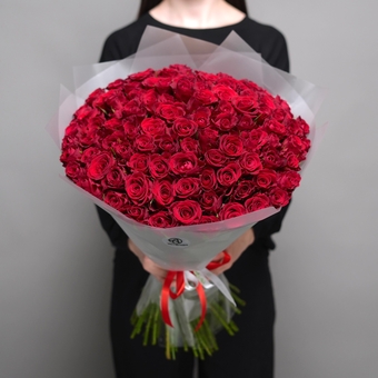 Букет из 101 красной розы 50 см (Кения) в корейской матовой упаковке