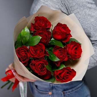 Алый букет-комплимент