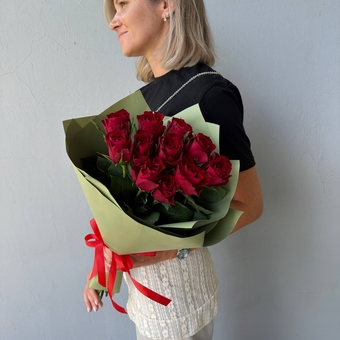 Flowwow Комплект (183) Красные розы 11 шт, букет размера XS