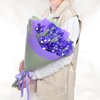 Flowwow Комплект (235) Букет из Ирисов 19шт.