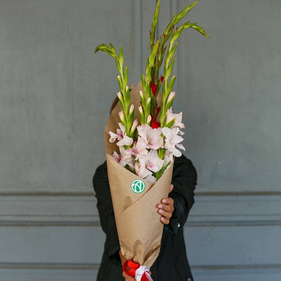 Букет из 5 гладиолусов микс (Голландия)