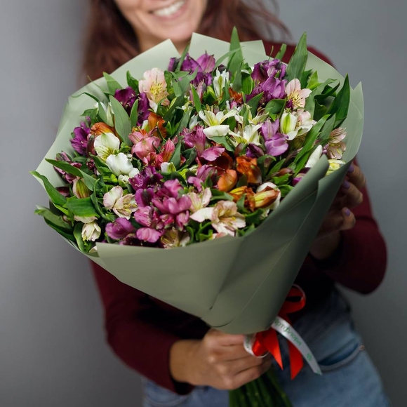 Букет из 25 альстромерий микс