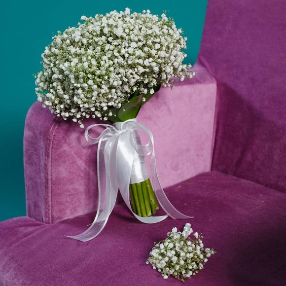 Бутоньерка с гипсофилой