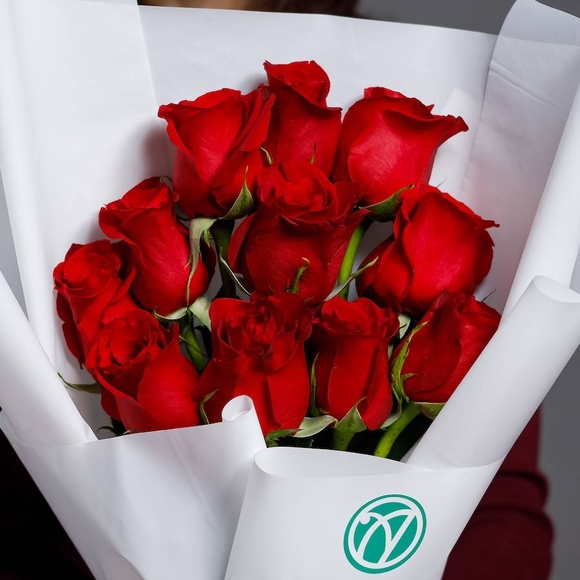 Букет из 11 красных роз 50 см (Эквадор)