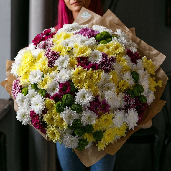Букет из 51 кустовой хризантемы микс