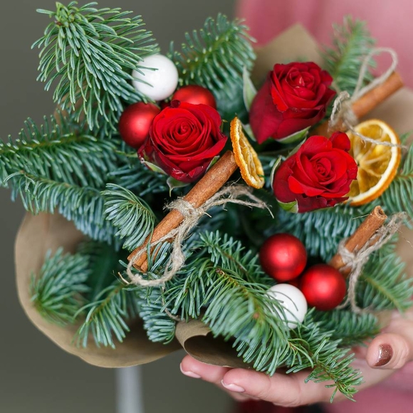 Набор новогодний размер S с букетом-комплиментом, топпером и шариками