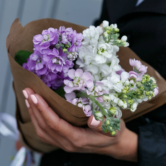 Букет из 5 маттиол микс