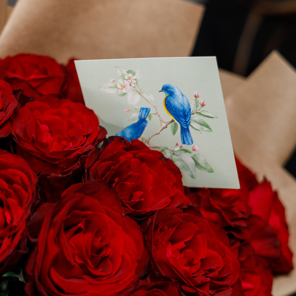 Набор размер M с букетом 15 красных роз Кения (50 см) в корейской упаковке