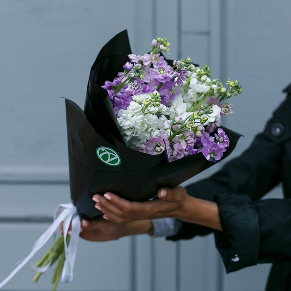 Букет из 9 маттиол микс