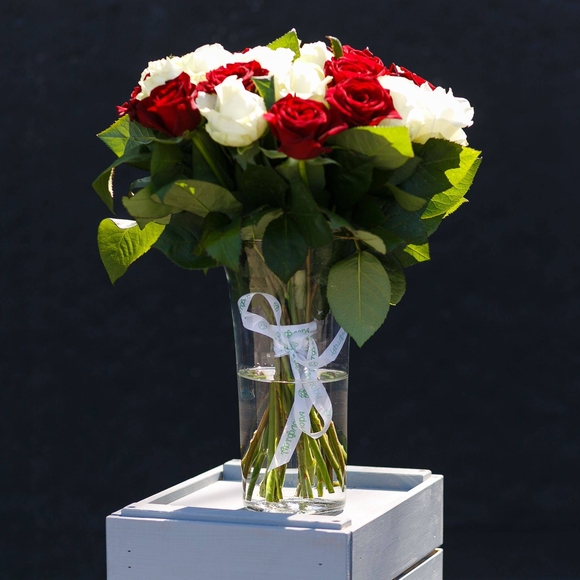 Ваза для цветов стеклянная №1