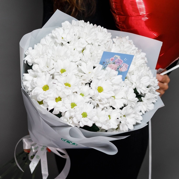 Набор размер S с букетом из 9 кустовых хризантем Бакарди (ромашка) в корейской упаковке