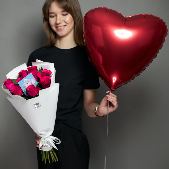 Набор размер S с розовым букетом-комплиментом в корейской упаковке