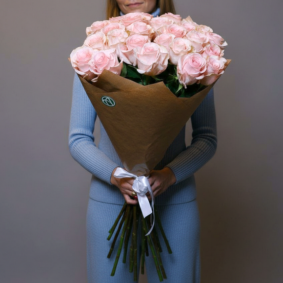 Букет из 25 розовых роз 70 см (Эквадор)