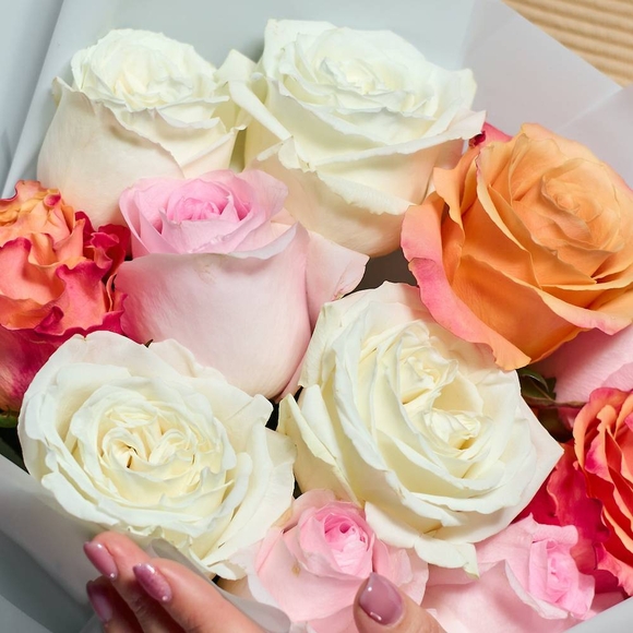 Роза нежный микс 40 см (Эквадор) поштучно