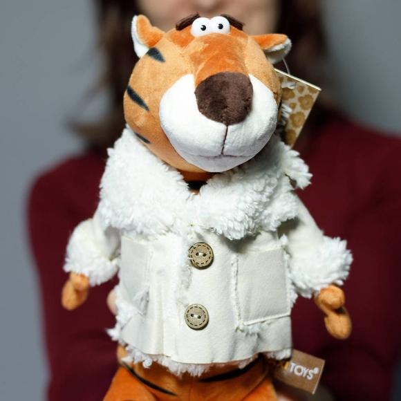 Игрушка мягкая "тигренок Гоша в дубленке" 20 см