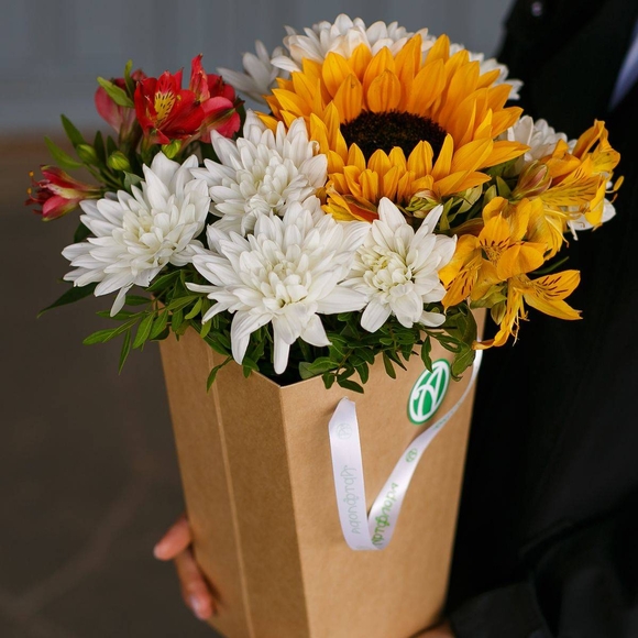 Цветочная сумочка с подсолнухом