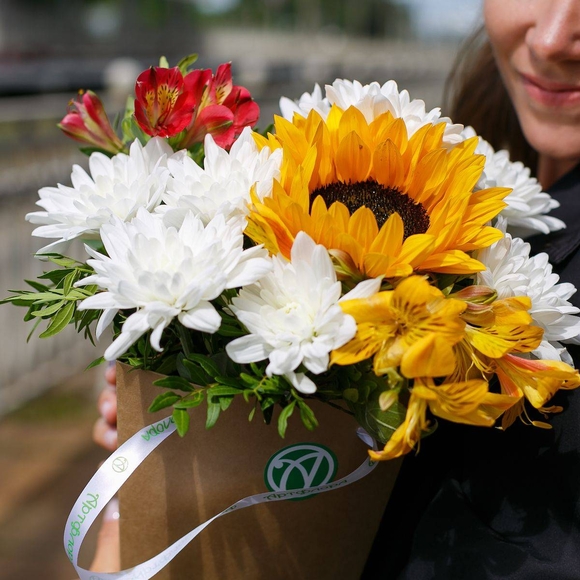 Цветочная сумочка с подсолнухом