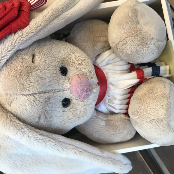 Зайка Ми в платье с заколкой розочкой (малыш) 15 см