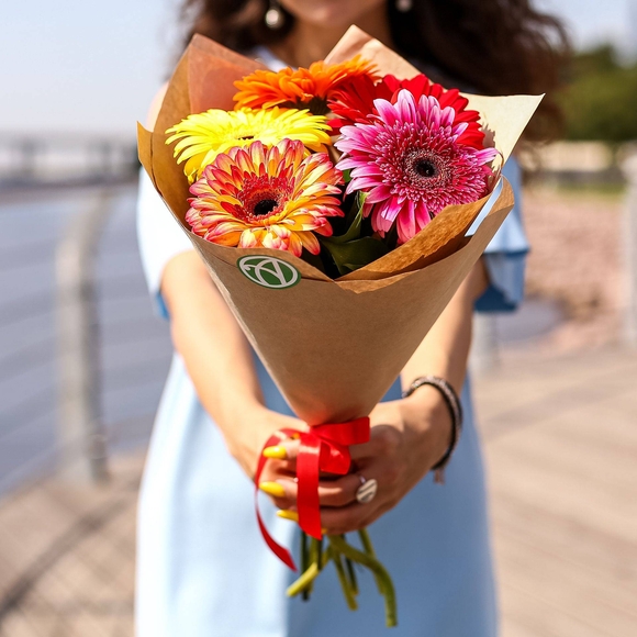 Букет из 5 гербер микс