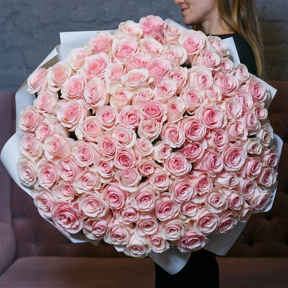 Букет из 101 розовой розы 70 см (Эквадор)