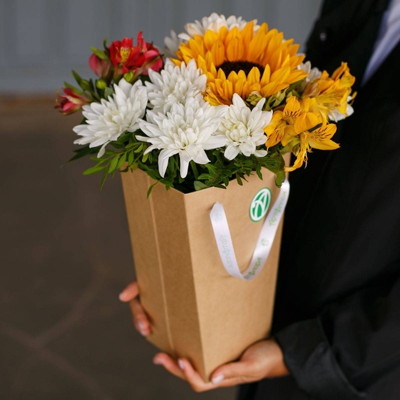 Цветочная сумочка с подсолнухом