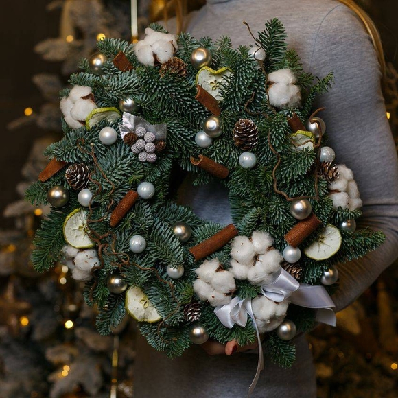 Новогодний венок M
