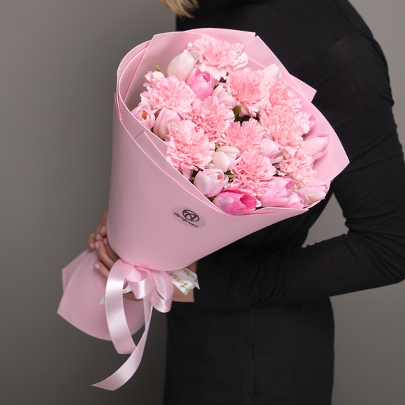 Букет из розовых тюльпанов и диантусов - L в фоамиране