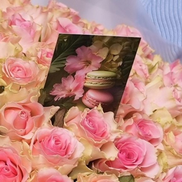 Набор размер ХХL с букетом 101 светло-розовых роза Кения (50 см) в корейской матовой упаковке