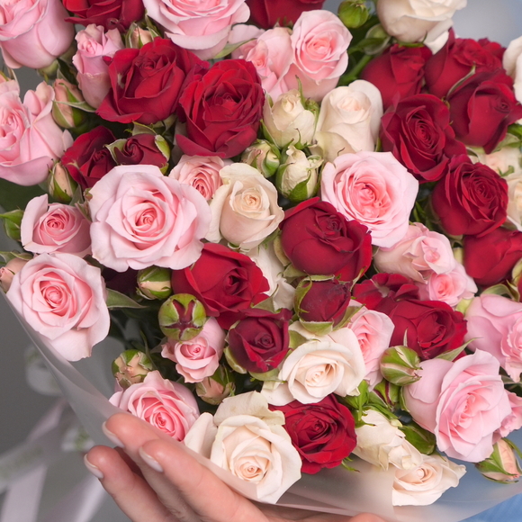 Роза кустовая микс поштучно