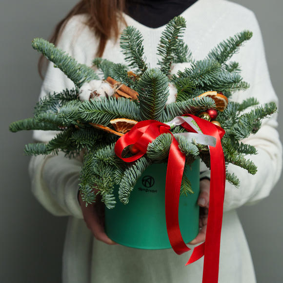 Зимняя шляпная коробка зеленая - М