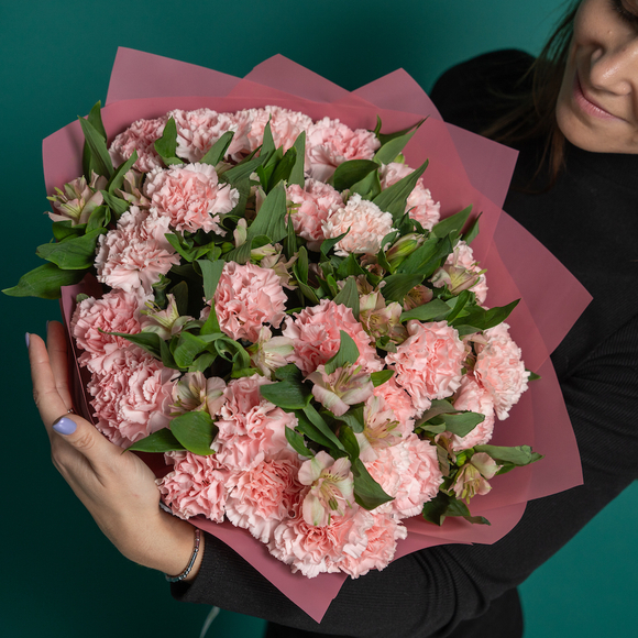 Букет с розовым диантусом - L