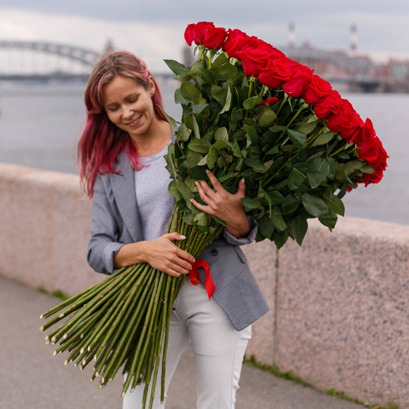 Букет из 101 роз 100 см (Эквадор)