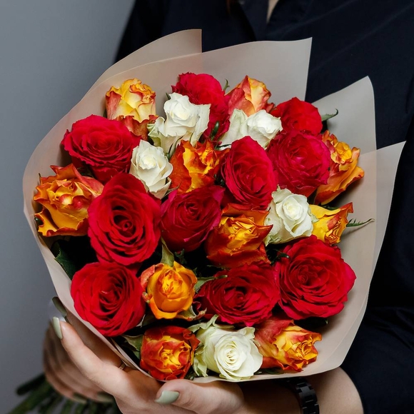 Букет из 25 роз микс 50 см (Кения)