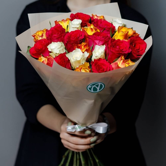 Букет из 25 роз микс 50 см (Кения)