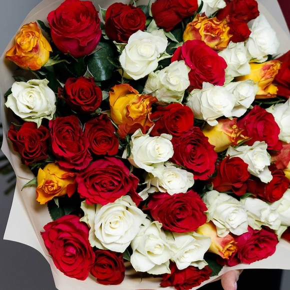 Букет из 51 розы микс 50 см (Кения) 
