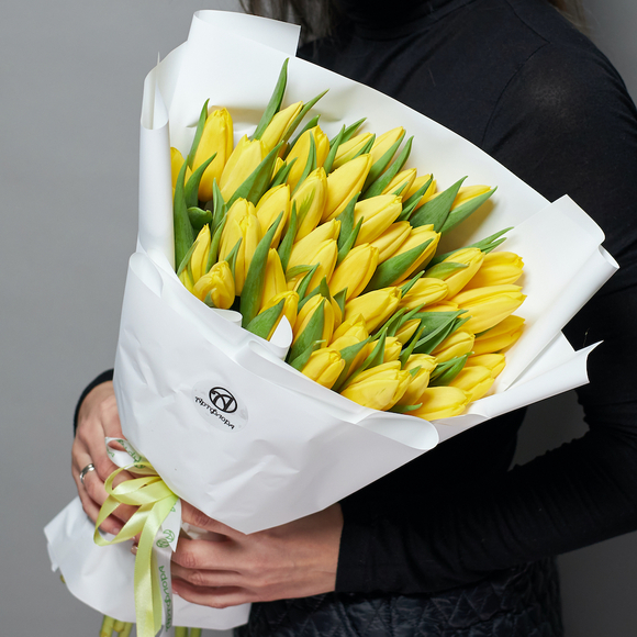 Букет из 51 желтых тюльпанов (Голландия) в корейской упаковке